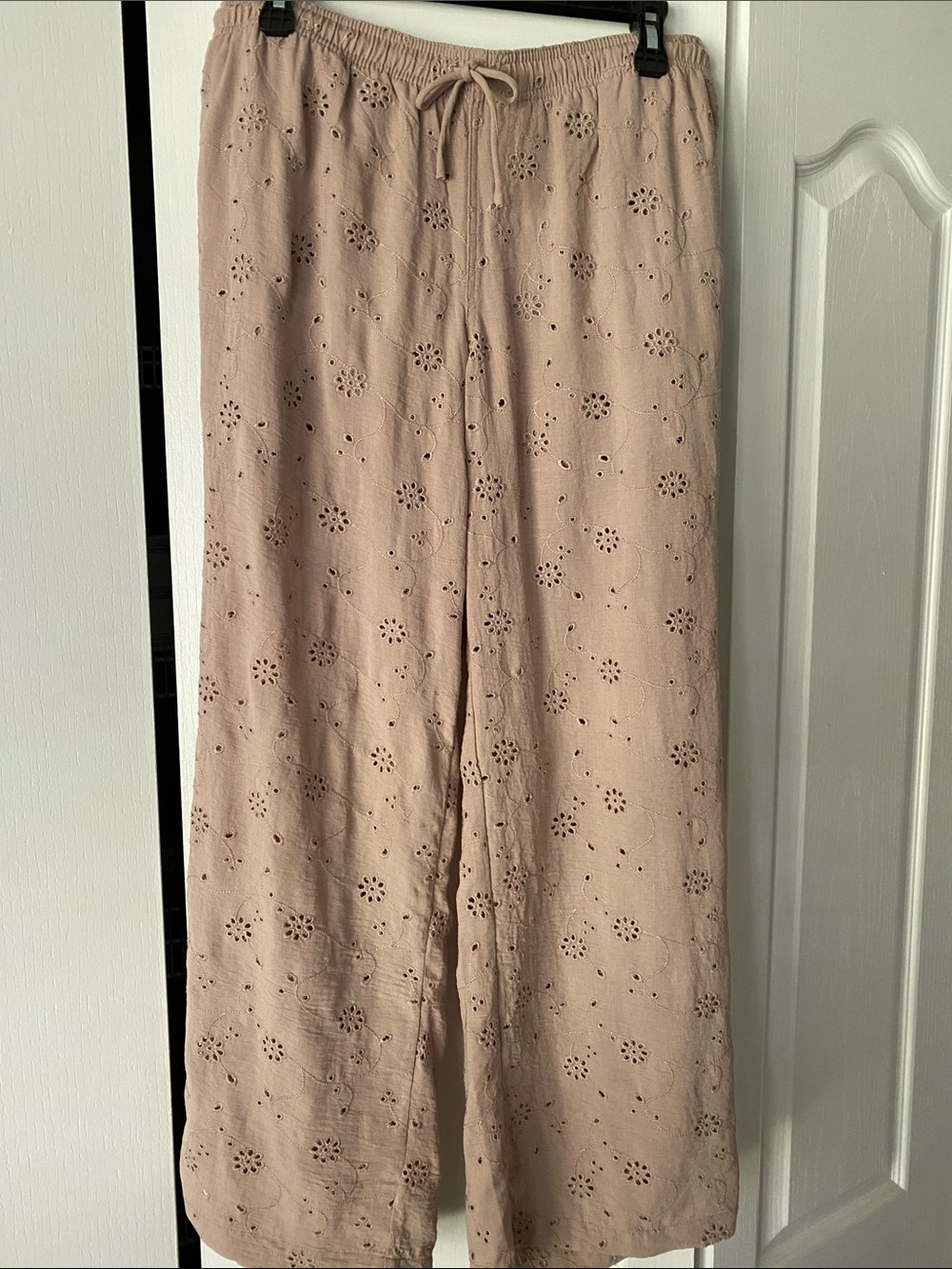 No Comment Eyelet Wide-Leg Pants  In Dusty Rose